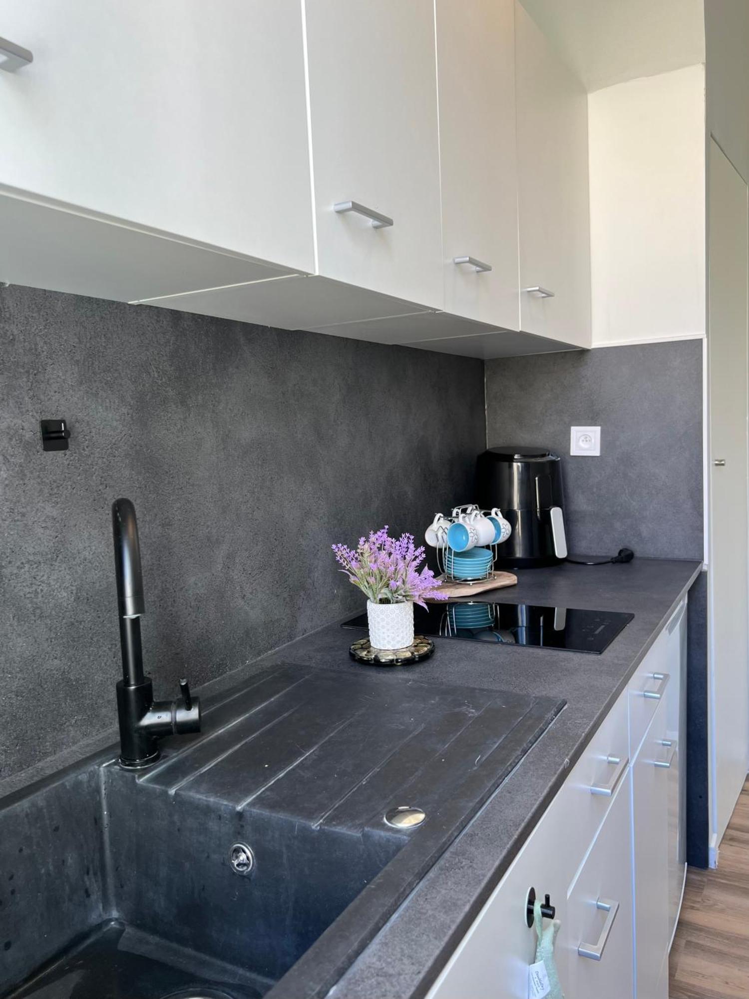 Studio, Plein Coeur De Marseille Apartment Luaran gambar